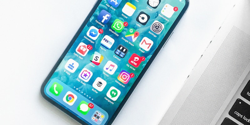 Smartphone lancement — comparer débloqué au prix livré